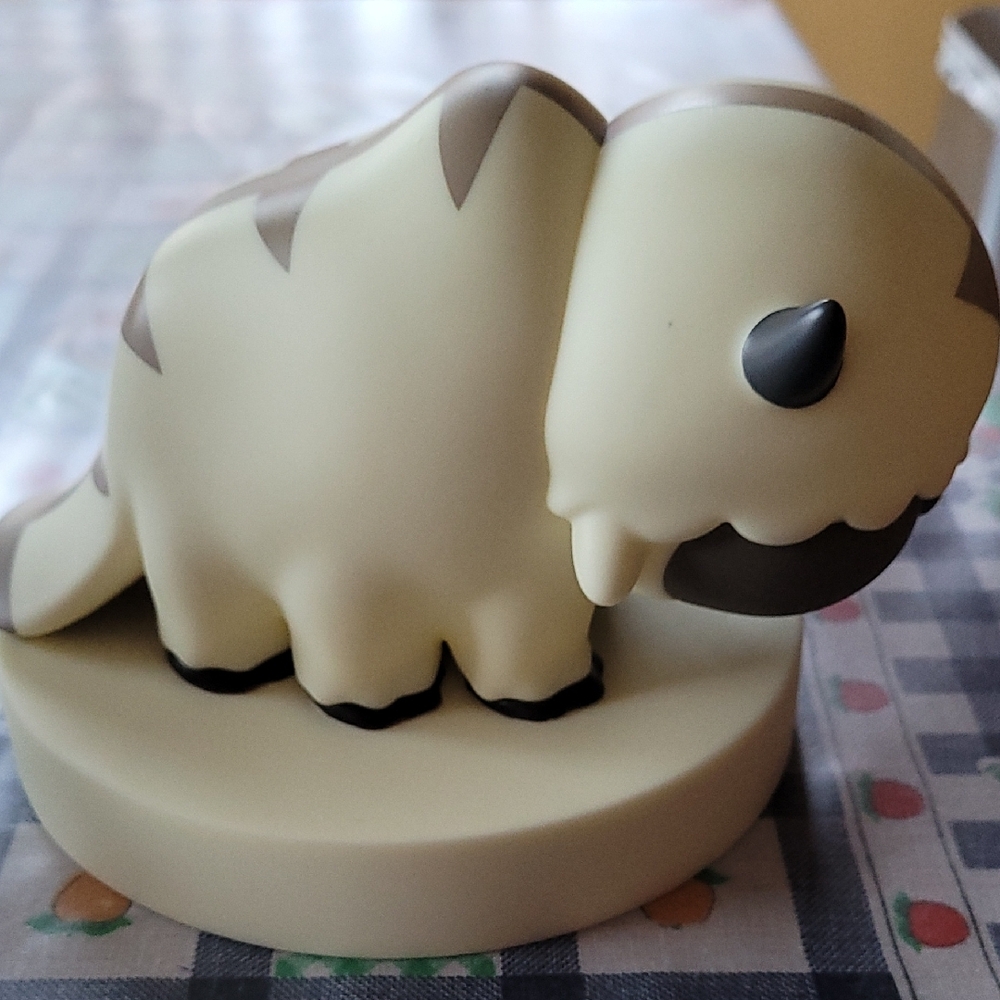 The Last Airbendet Appa Tongue Out Mood Light. Batteries Included